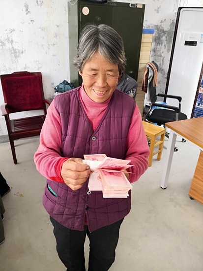 春认一棵树 秋收一份福 william威廉中文官网果树采摘权认领活动圆满结束