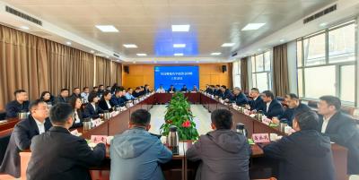 william威廉中文官网召开信访维稳及年底资金回收工作会议